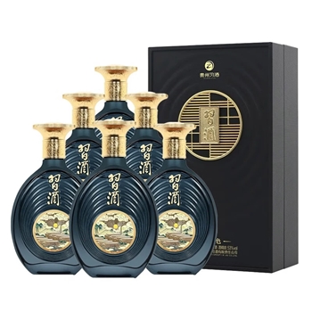 习酒一城山色